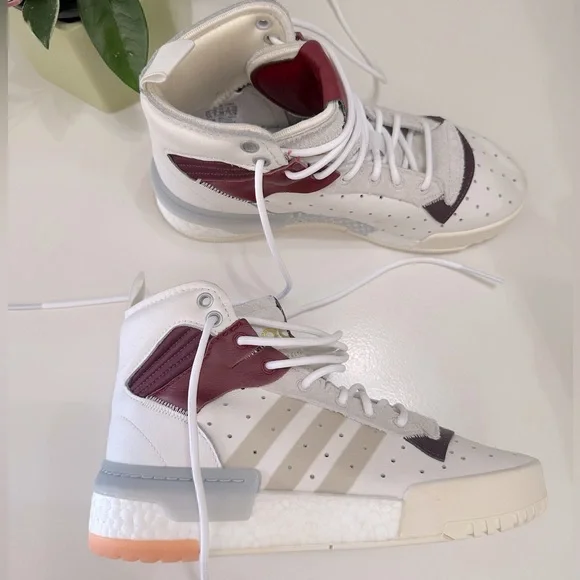 NWOB Adidas Rivalry RM - Picture 10 of 16